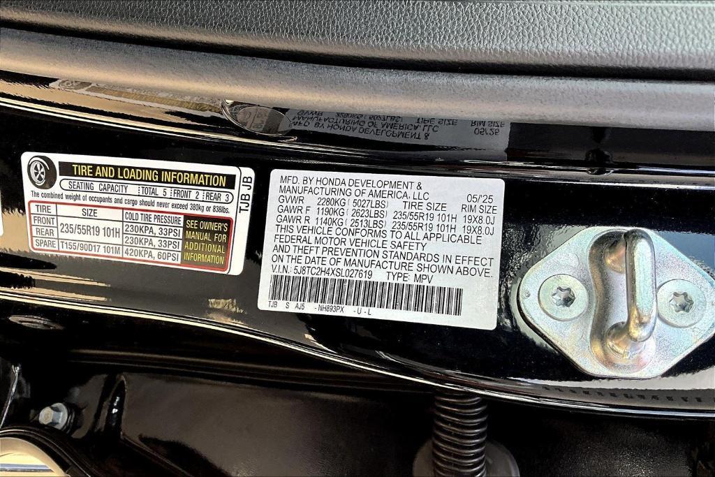 new 2025 Acura RDX car, priced at $46,650