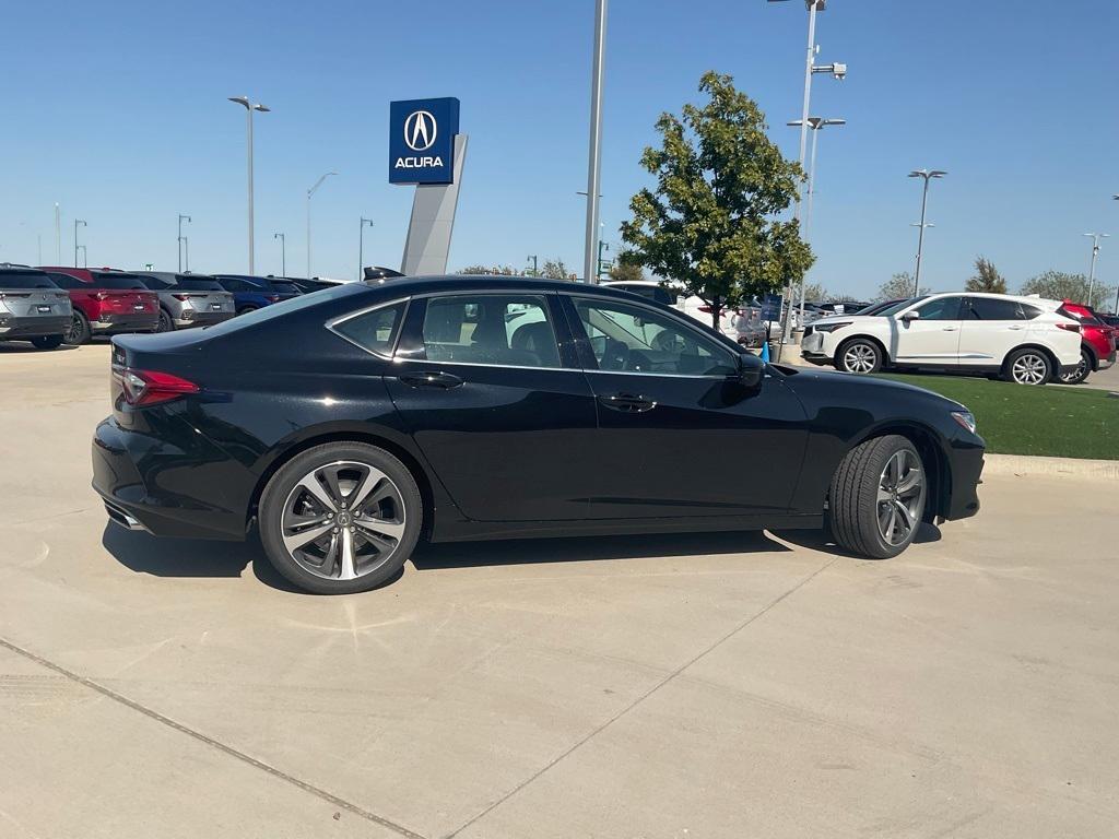 new 2025 Acura TLX car, priced at $46,595