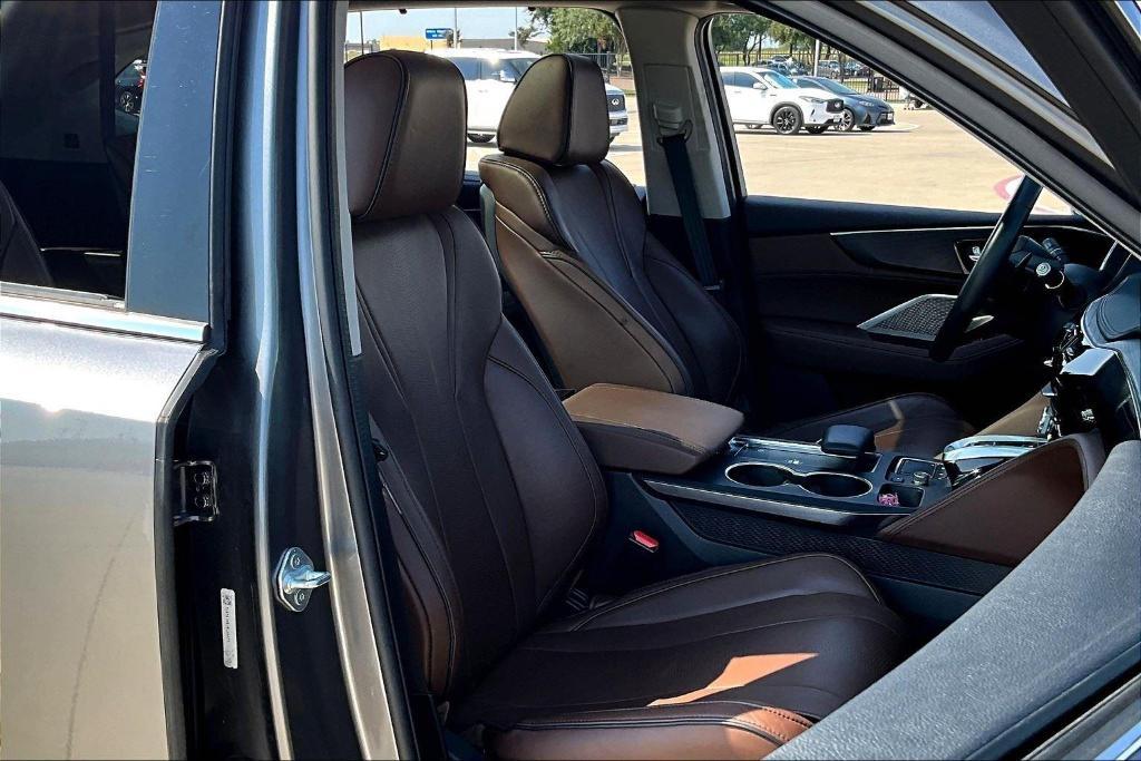 used 2022 Acura MDX car, priced at $36,500