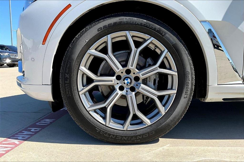 used 2022 BMW X7 car, priced at $53,000