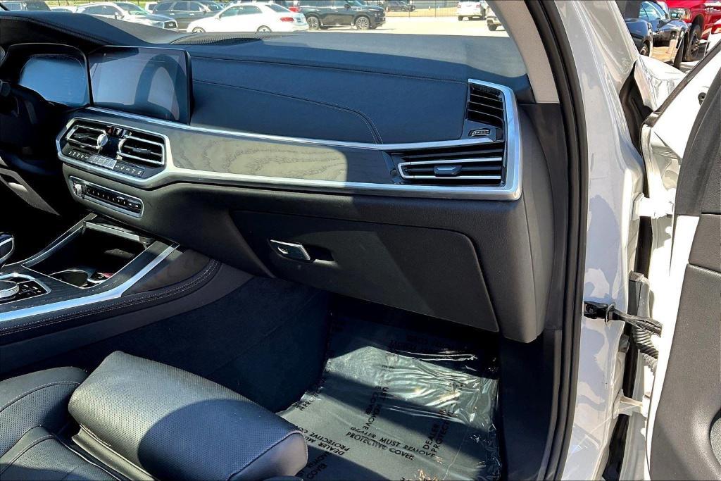 used 2022 BMW X7 car, priced at $53,000