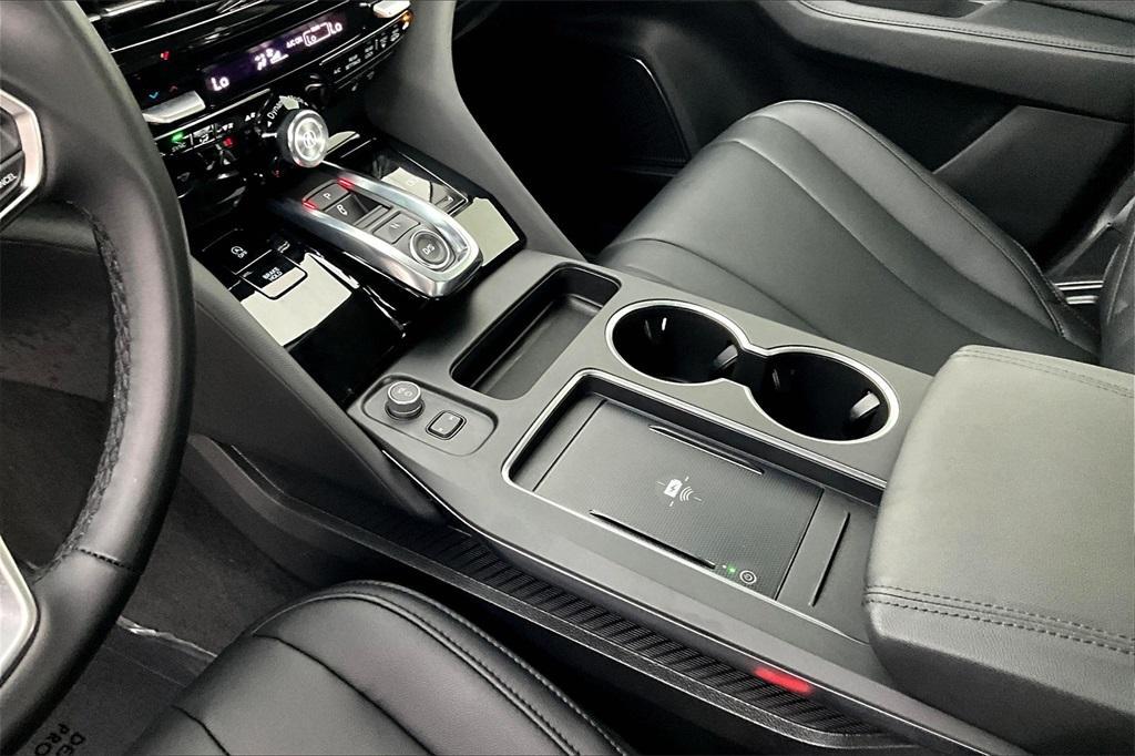 used 2025 Acura MDX car, priced at $49,000