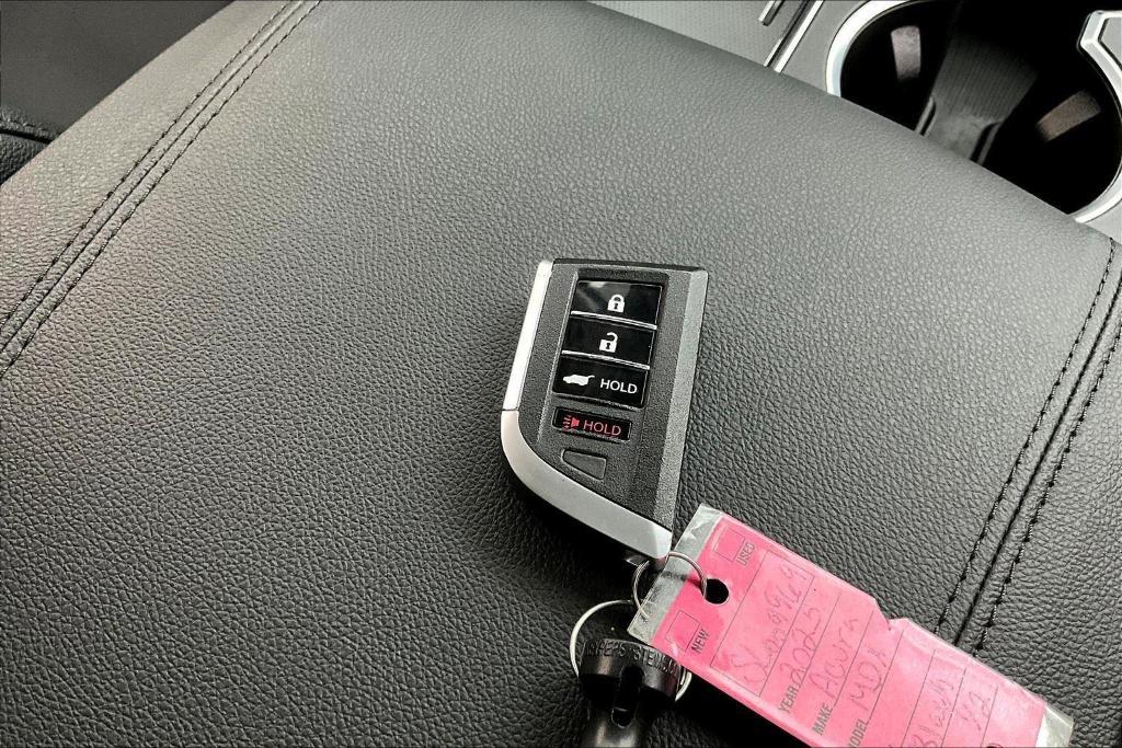 used 2025 Acura MDX car, priced at $46,700