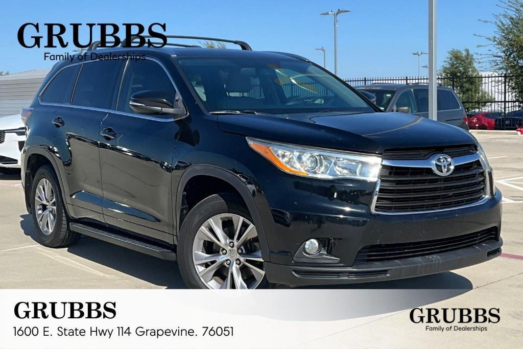 used 2014 Toyota Highlander car, priced at $17,500