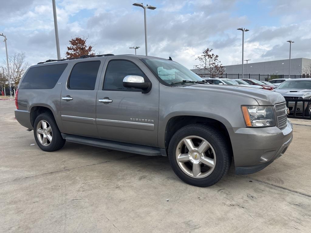 used 2012 Chevrolet Suburban car, priced at $16,000