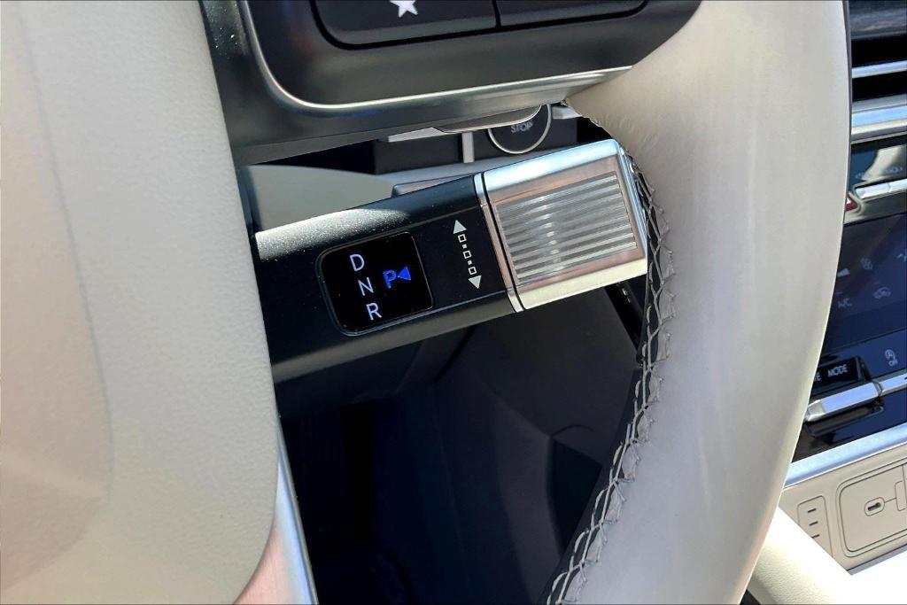 used 2024 Hyundai Santa Fe car, priced at $39,500