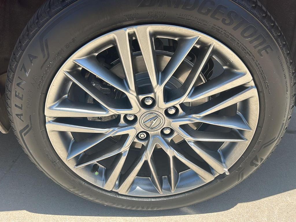 used 2024 Acura MDX car, priced at $53,000