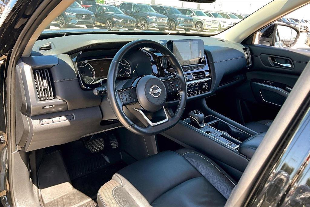 used 2022 Nissan Pathfinder car, priced at $28,000