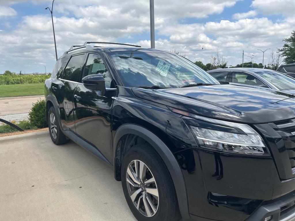 used 2022 Nissan Pathfinder car, priced at $29,000