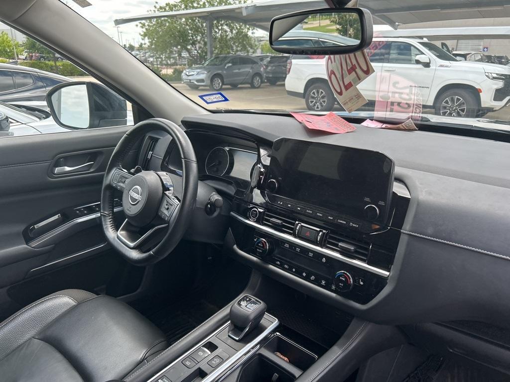 used 2022 Nissan Pathfinder car, priced at $29,000