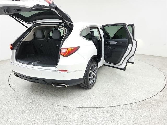 used 2022 Acura MDX car, priced at $39,500