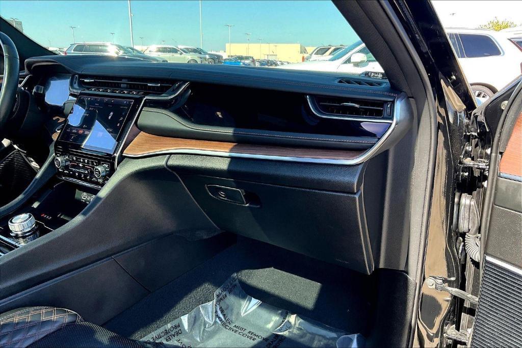 used 2023 Jeep Grand Cherokee car, priced at $34,999