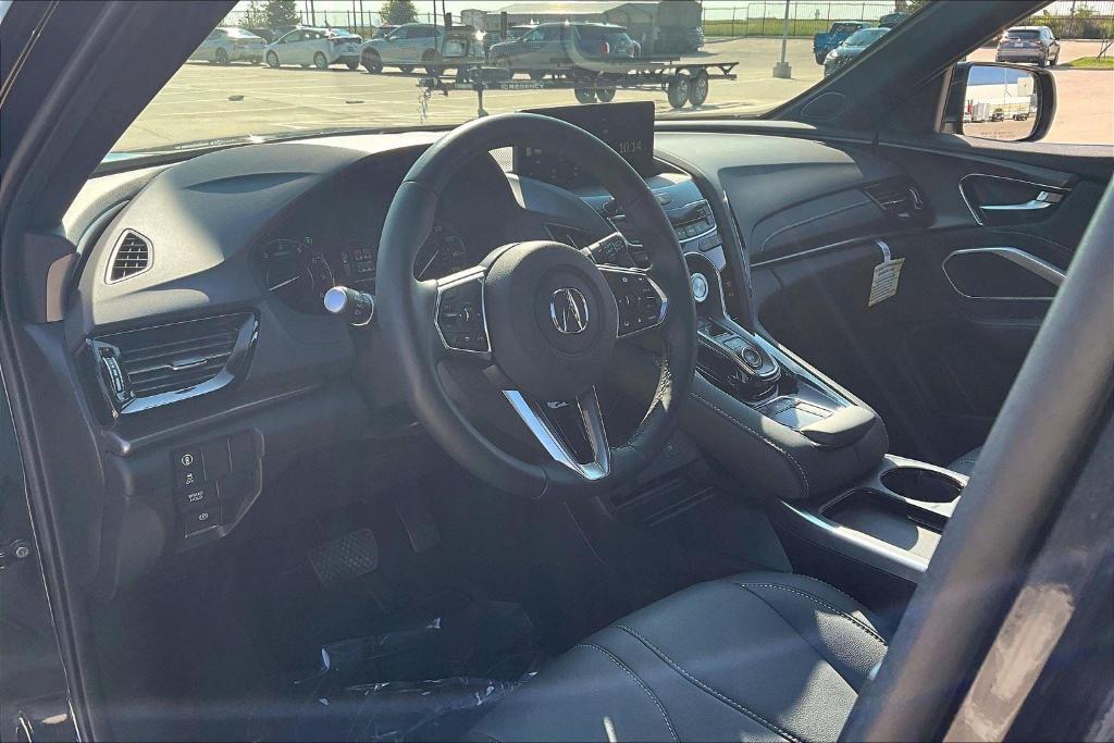 used 2025 Acura RDX car, priced at $39,900