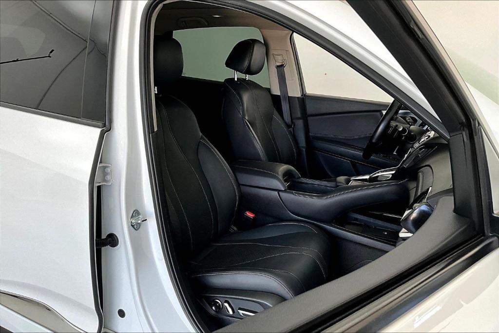 used 2022 Acura RDX car, priced at $28,500