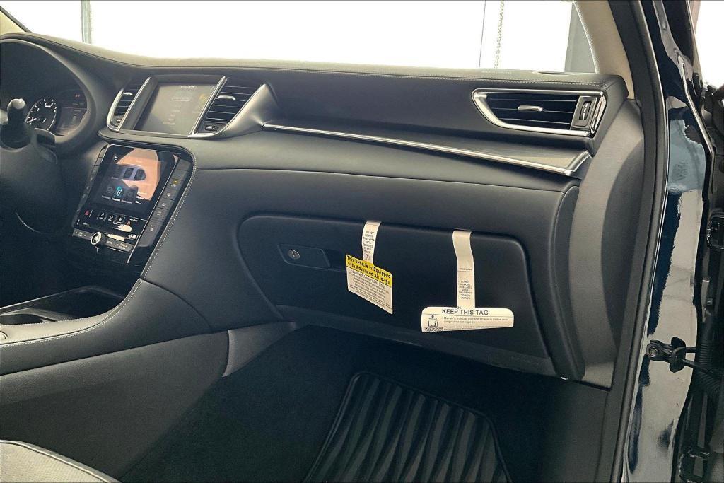 used 2025 Acura RDX car, priced at $41,500