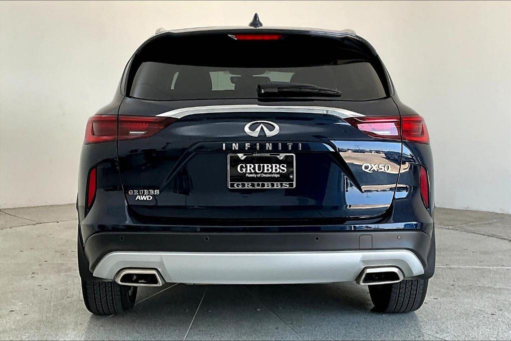 used 2025 Acura RDX car, priced at $41,500