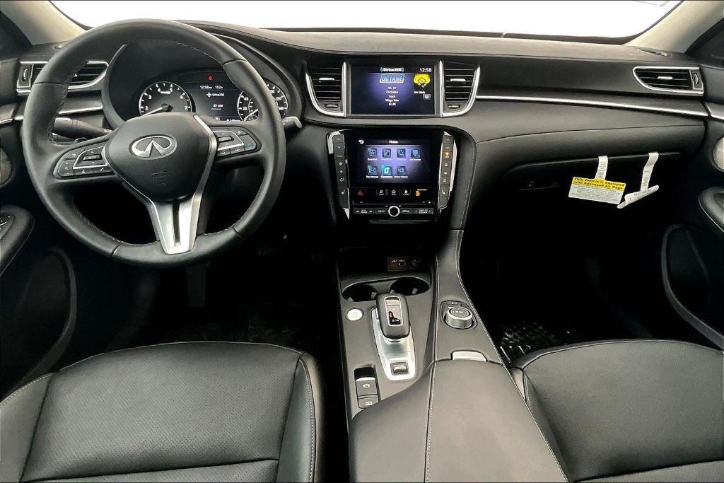 used 2025 Acura RDX car, priced at $41,500