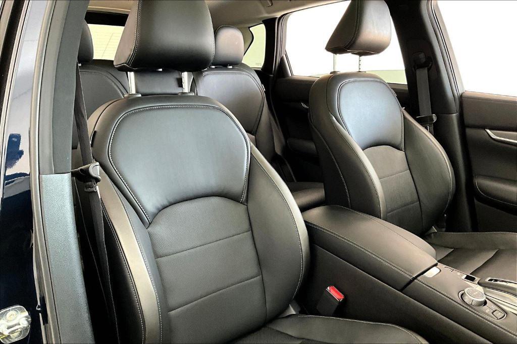 used 2025 Acura RDX car, priced at $41,500