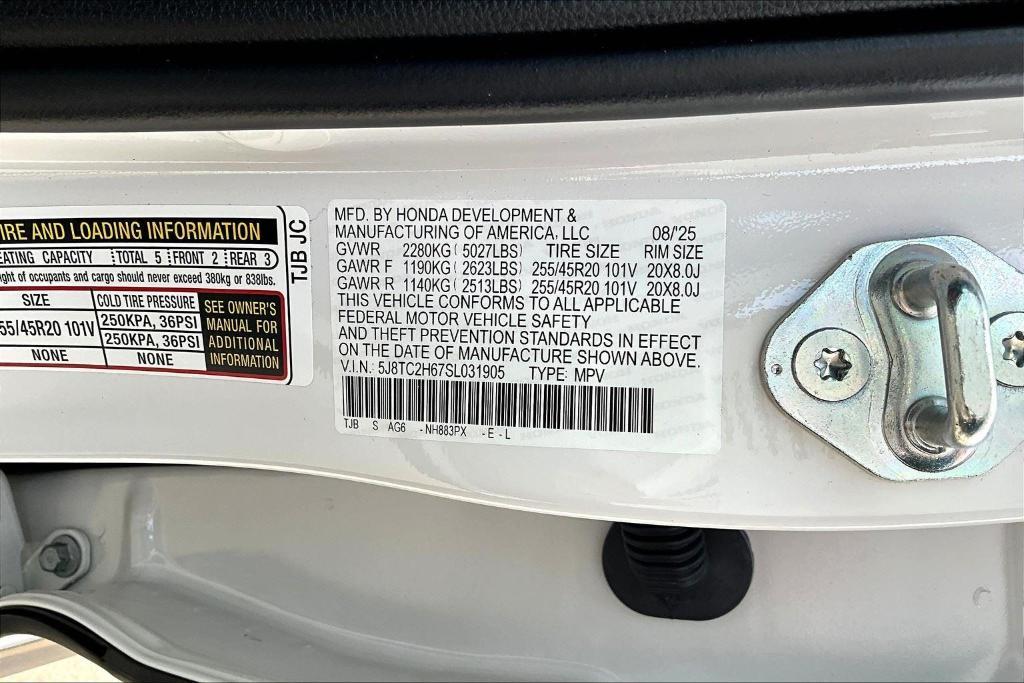 new 2025 Acura RDX car, priced at $52,250