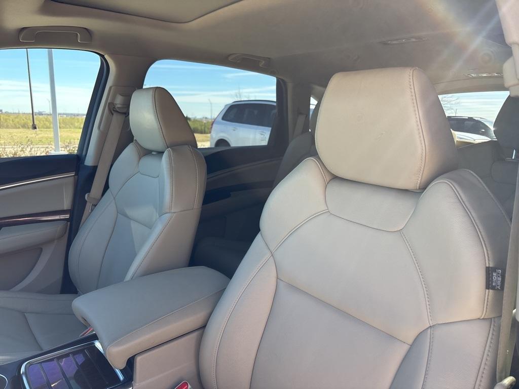 used 2018 Acura MDX car, priced at $20,000