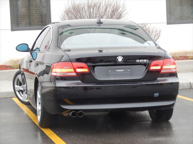 used 2009 BMW 328 car, priced at $9,995