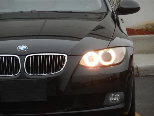 used 2009 BMW 328 car, priced at $9,995