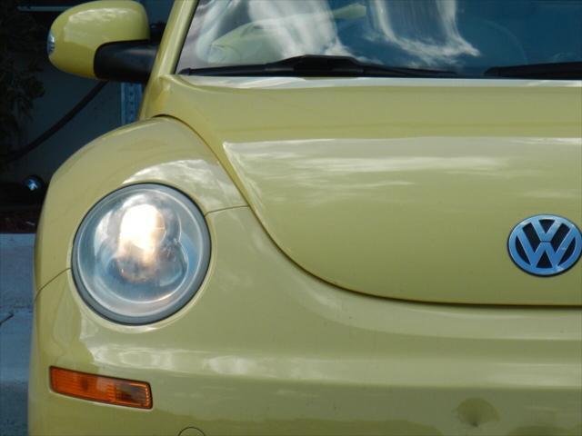 used 2008 Volkswagen New Beetle car, priced at $9,995