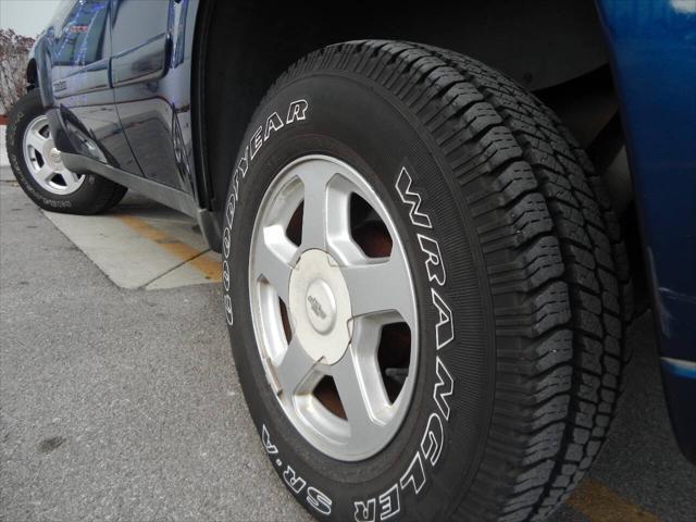 used 2002 Chevrolet TrailBlazer car, priced at $6,995