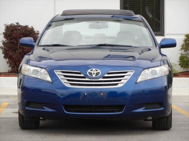 used 2007 Toyota Camry Hybrid car, priced at $9,995