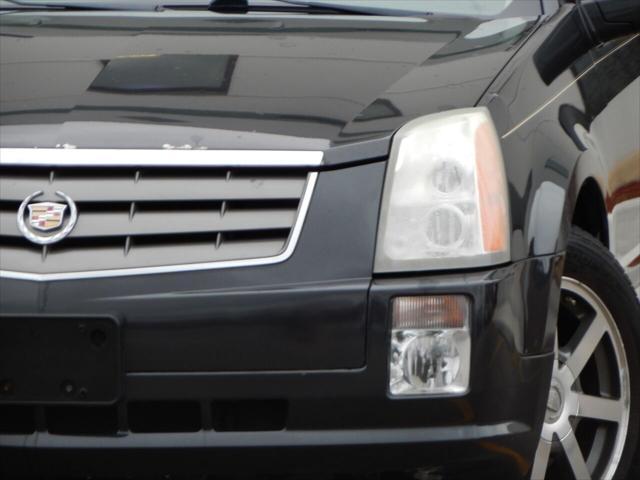 used 2004 Cadillac SRX car, priced at $6,995