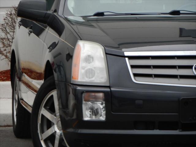 used 2004 Cadillac SRX car, priced at $6,995