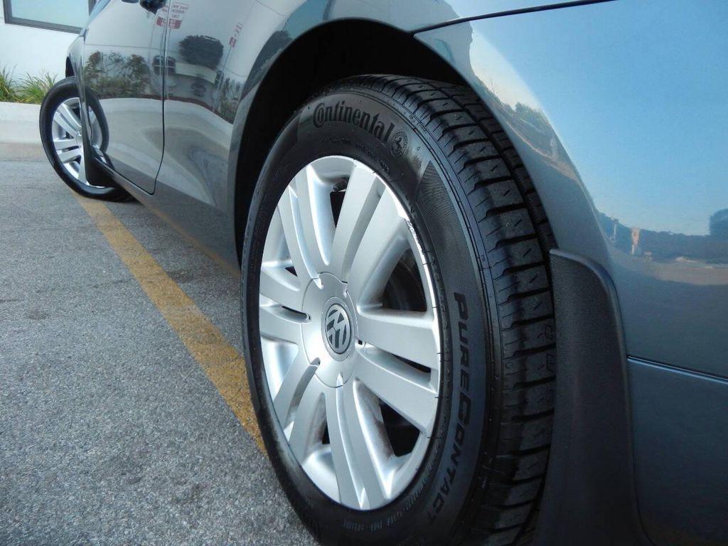 used 2008 Volkswagen Eos car, priced at $9,995