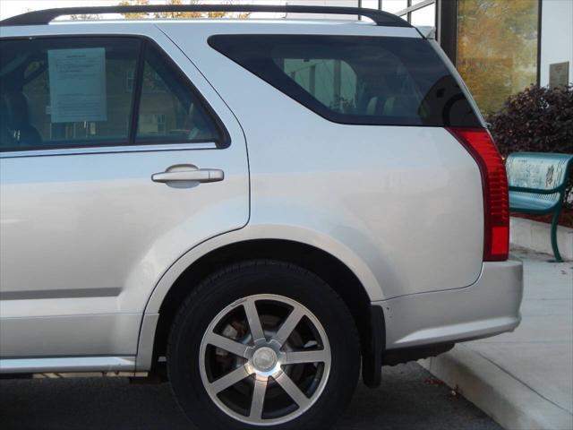 used 2004 Cadillac SRX car, priced at $9,995