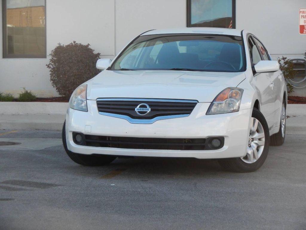 used 2009 Nissan Altima car, priced at $6,995