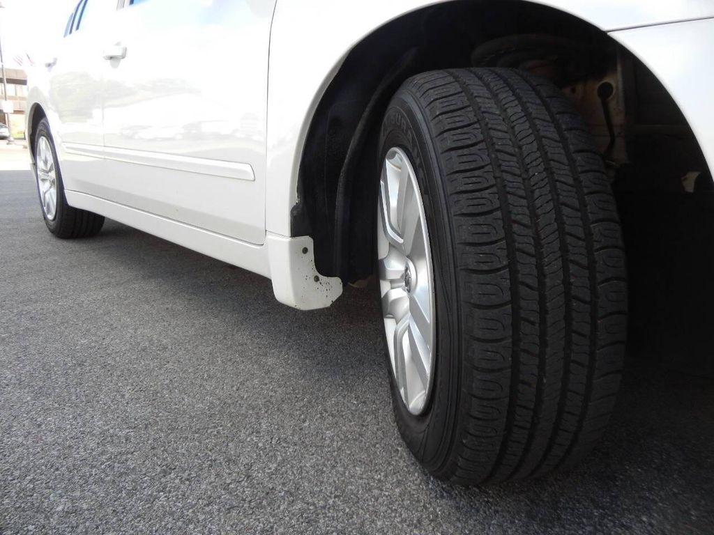 used 2009 Nissan Altima car, priced at $6,995