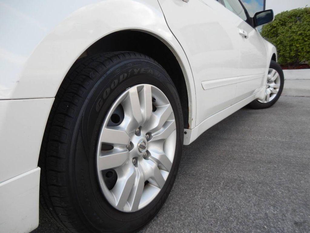 used 2009 Nissan Altima car, priced at $6,995