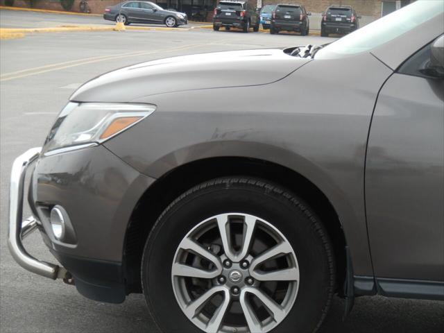 used 2013 Nissan Pathfinder car, priced at $10,995