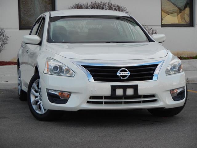 used 2013 Nissan Altima car, priced at $9,495