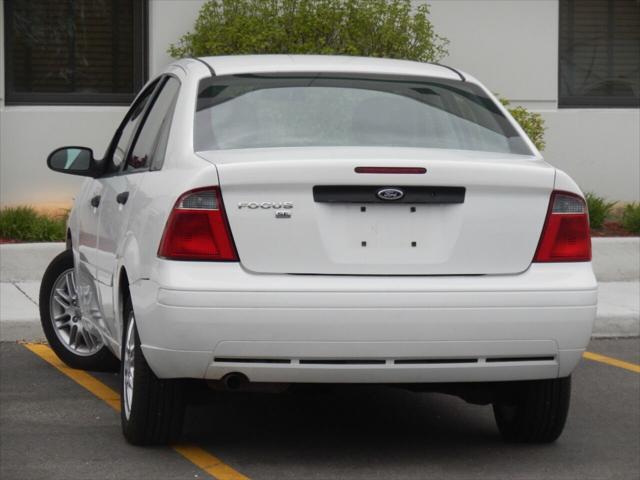 used 2007 Ford Focus car, priced at $5,995