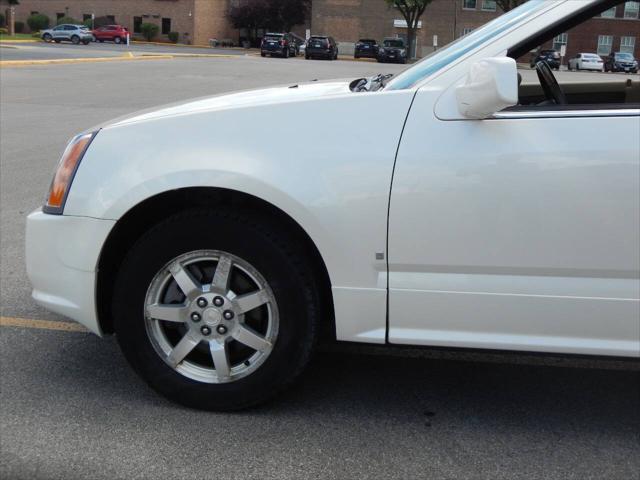 used 2006 Cadillac SRX car, priced at $8,995