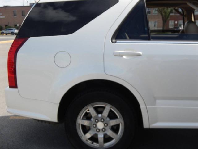 used 2006 Cadillac SRX car, priced at $8,995