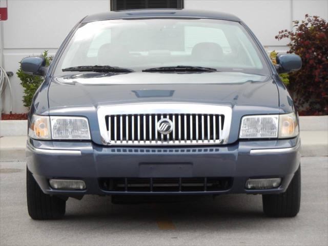 used 2008 Mercury Grand Marquis car, priced at $10,995