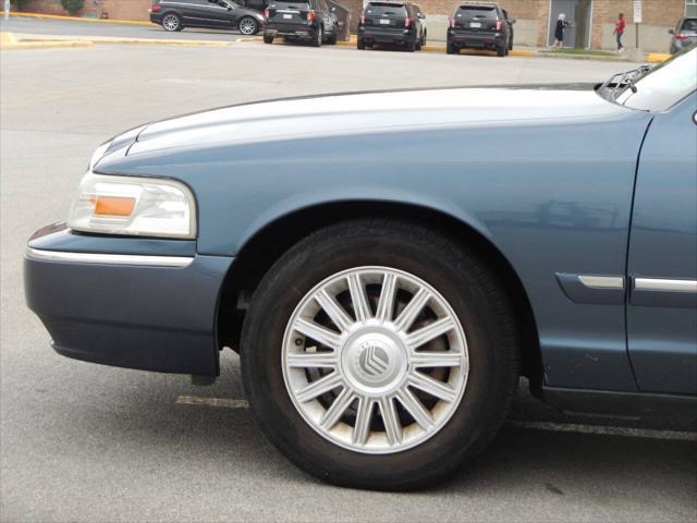 used 2008 Mercury Grand Marquis car, priced at $10,995
