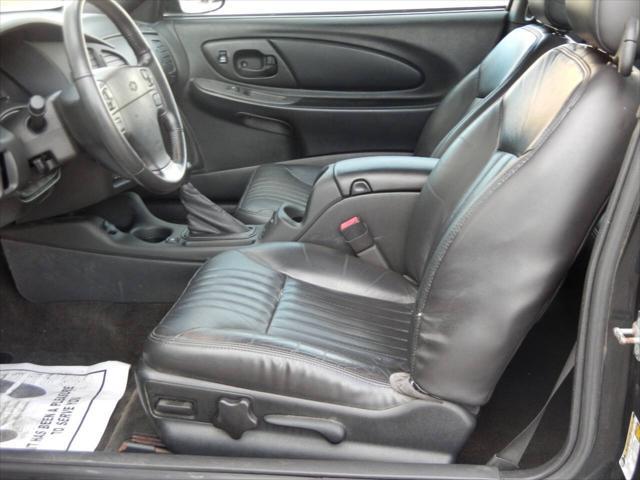 used 2005 Chevrolet Monte Carlo car, priced at $10,995