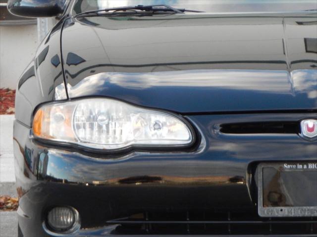 used 2005 Chevrolet Monte Carlo car, priced at $10,995