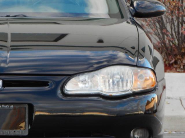 used 2005 Chevrolet Monte Carlo car, priced at $10,995