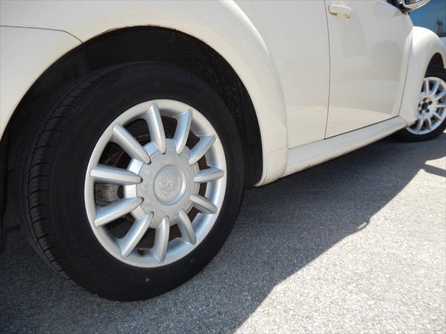 used 2005 Volkswagen New Beetle car, priced at $8,995