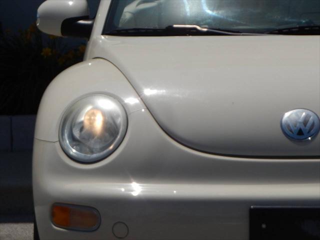 used 2005 Volkswagen New Beetle car, priced at $8,995