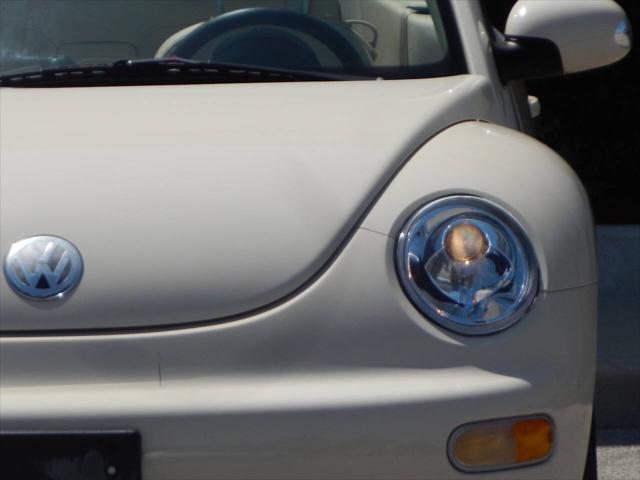 used 2005 Volkswagen New Beetle car, priced at $8,995