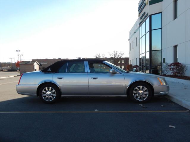 used 2007 Cadillac DTS car, priced at $6,995